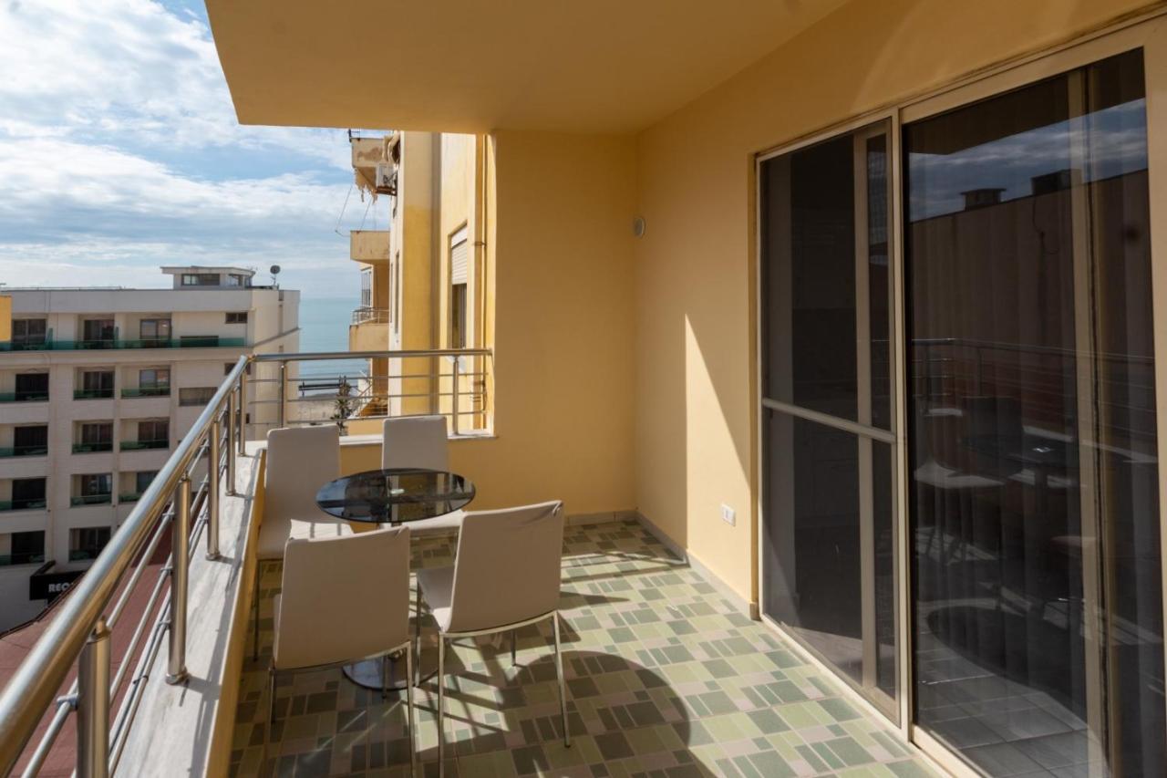 Spacious 2 Bedroom Apartment In Durres Beach Exterior foto
